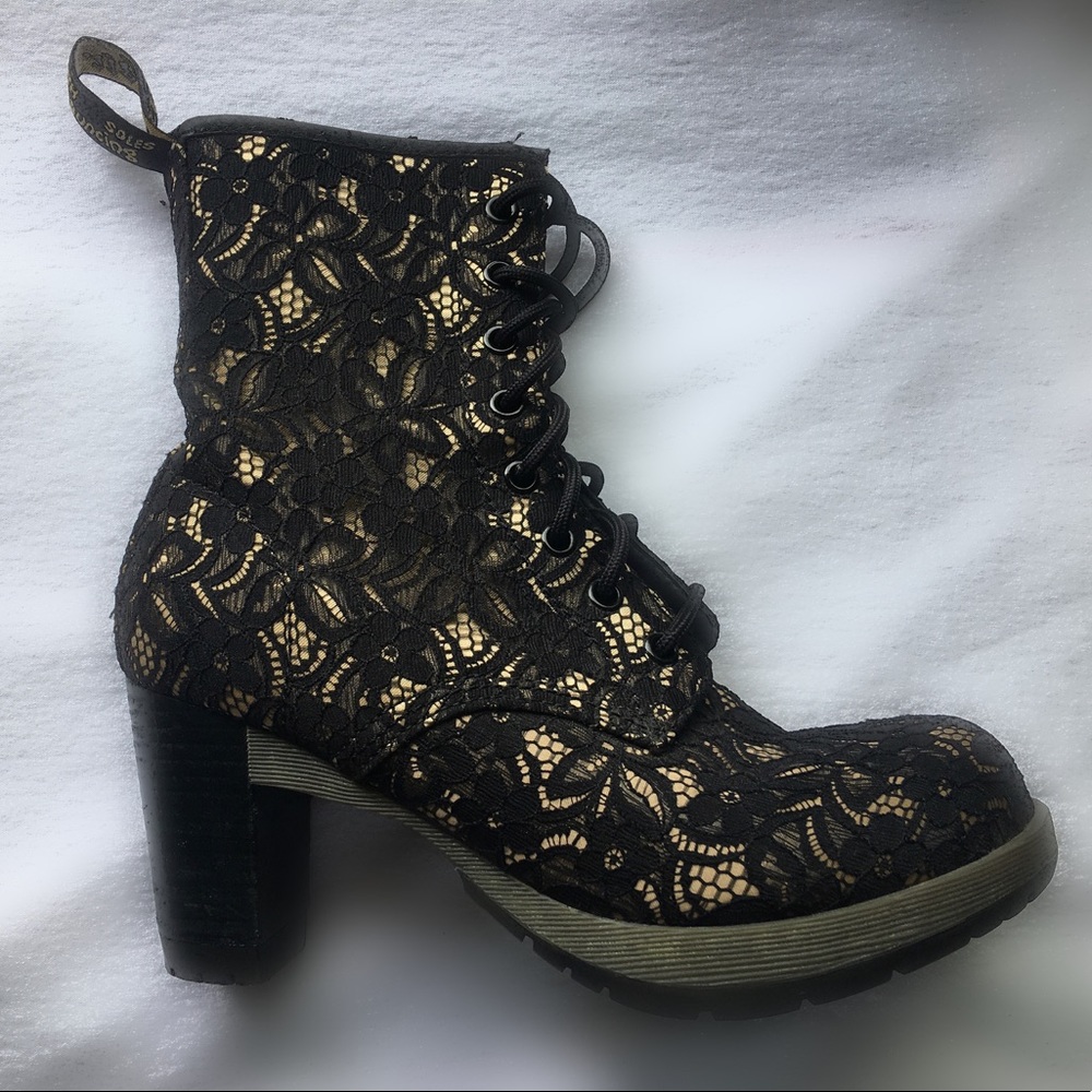 RARE DR MARTENS!